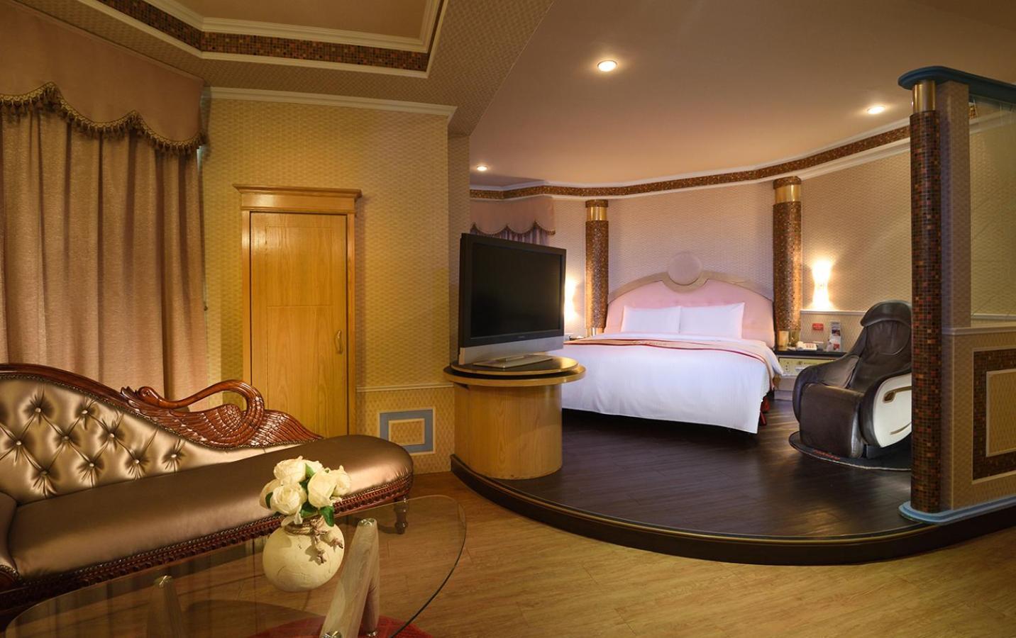 Natoli Motel Тайнань Экстерьер фото