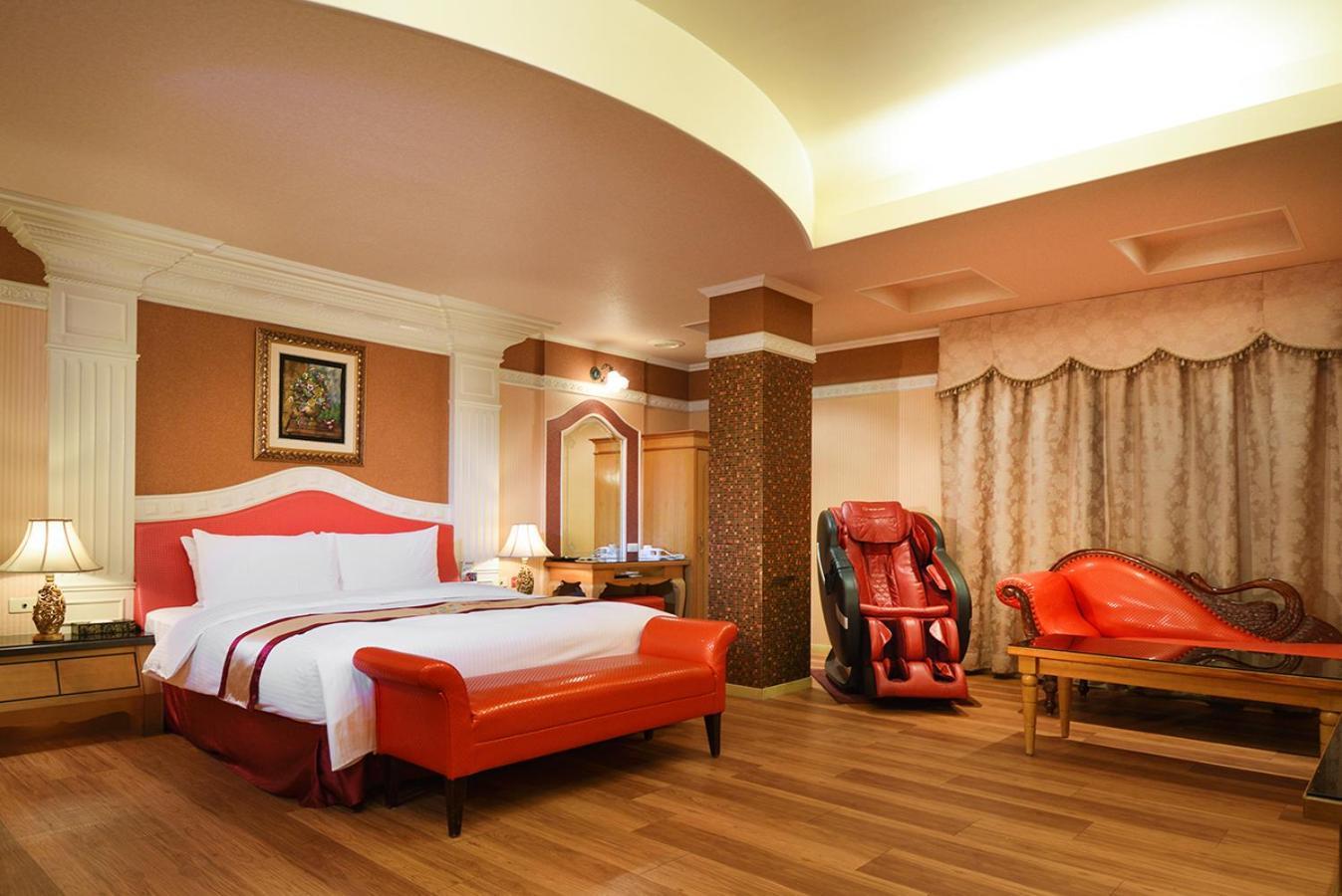 Natoli Motel Тайнань Экстерьер фото