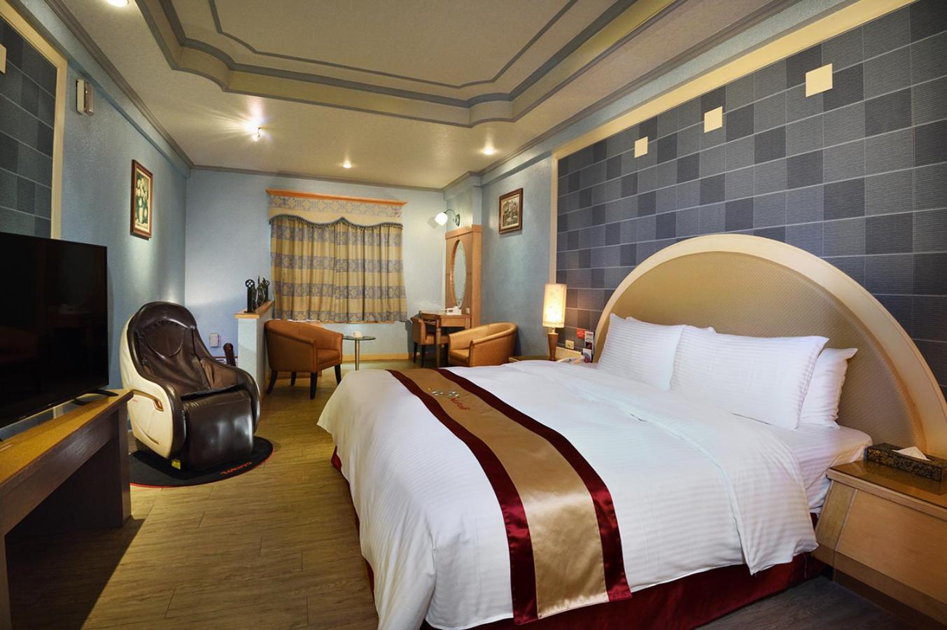 Natoli Motel Тайнань Экстерьер фото